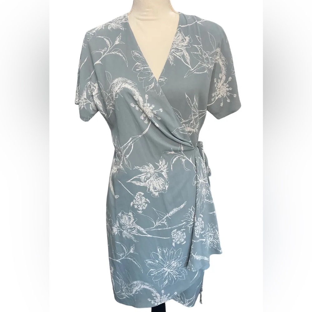 Aritzia Babaton Wrap Dress - Dusty Blue & White Floral